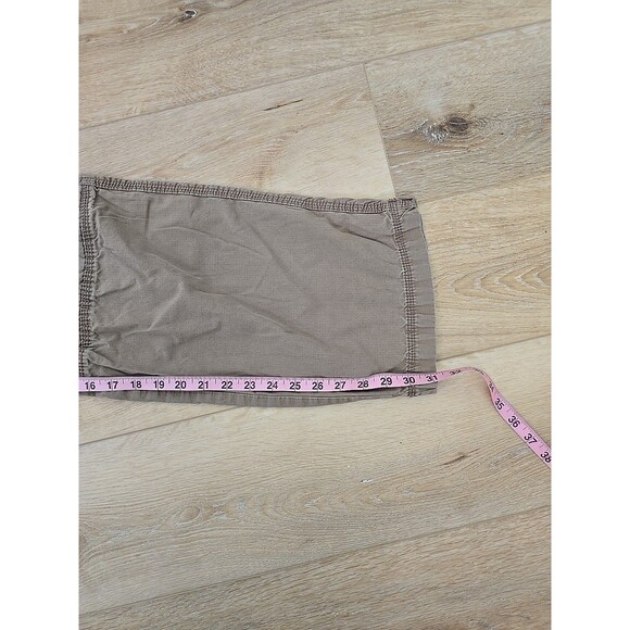 Eddie Bauer Beige Khaki Cargo Pants Mens 34x31 Hiking Pockets Gorpcore Utility - Picture 4 of 8